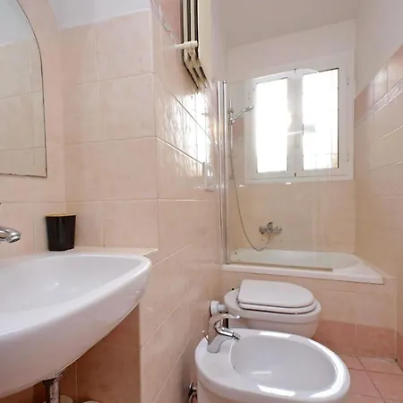 Trevi Comfort דירה *